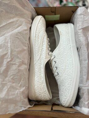 Keds Champion White Eyelet Lace Sneakers Women Size 10 NEVER WORN